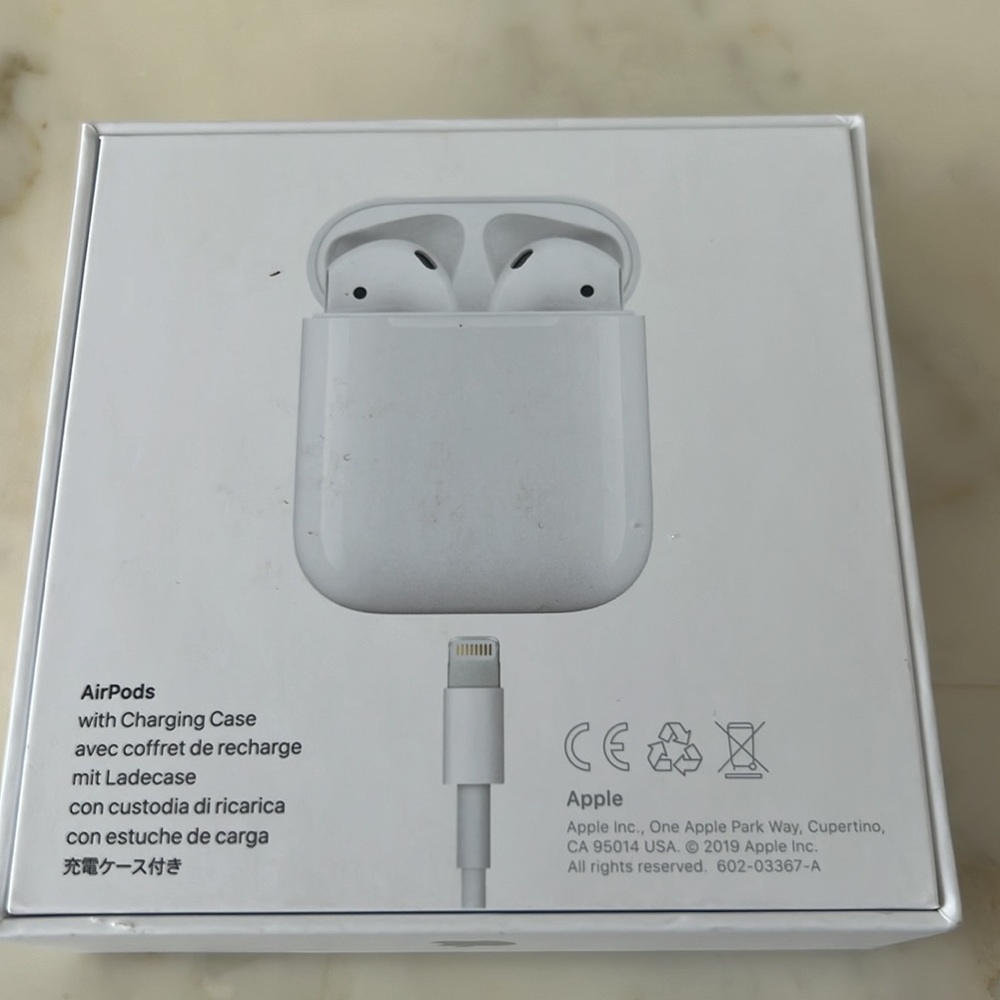 Apple Air Pods Box - Picture 2 of 3